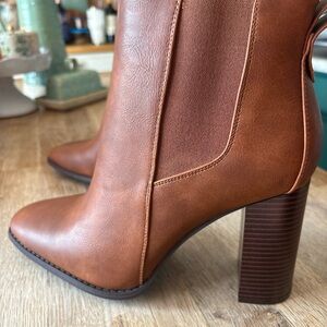 JustFab Brown Leather Ankle Boots